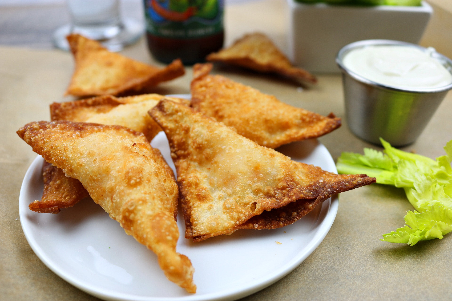 5 Ingredient Buffalo Chicken Wontons | The Perfect Game Day Appetizer